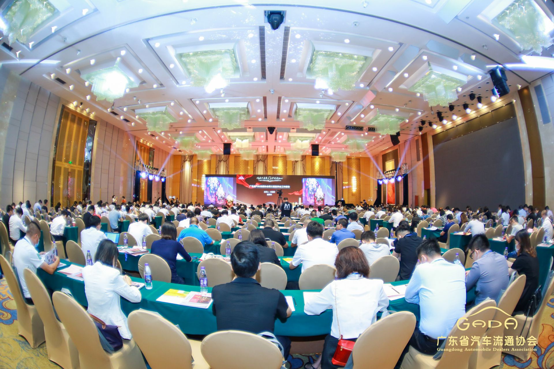 喜报丨长春泰然智能生物科技有限公司“包揽”省汽车流通行业颁奖礼53项大奖(图1)